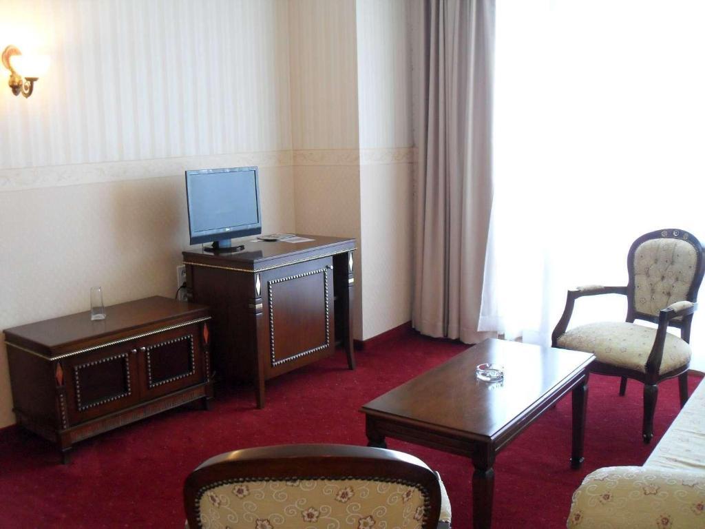 Hotel Hanat Saints Constantine and Helena Habitación foto