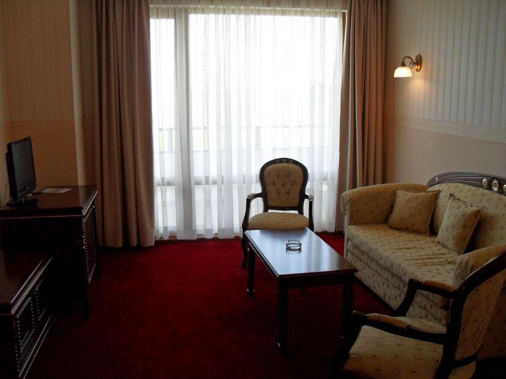 Hotel Hanat Saints Constantine and Helena Habitación foto